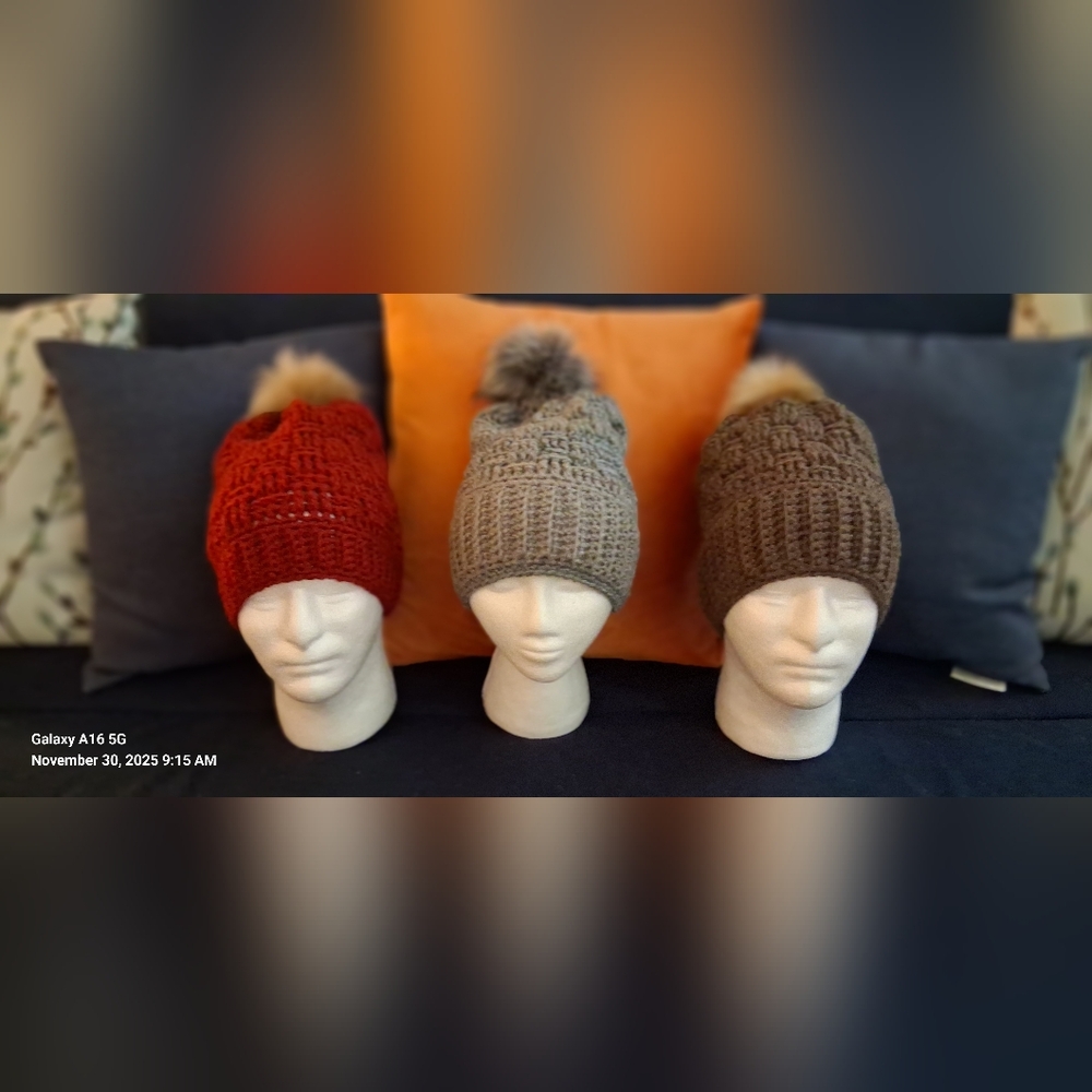 "The Basketweave Stitch Hats!!" A textured stitch that makes it very trendy!❤️